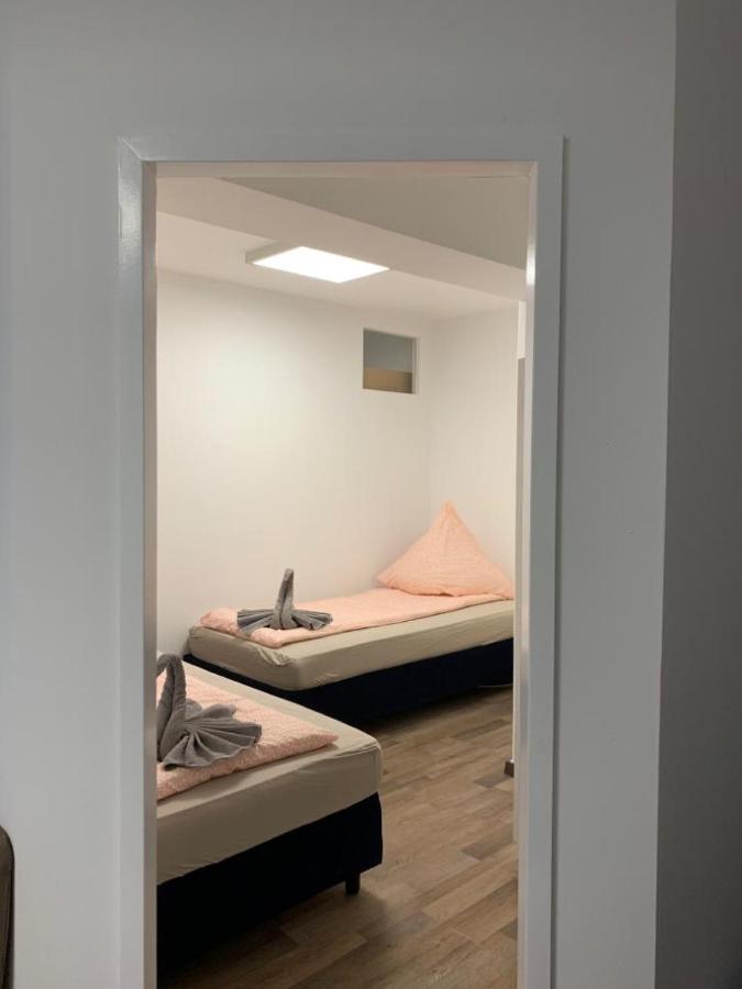Lovely Share Aachener Weiher Privatunterkunft